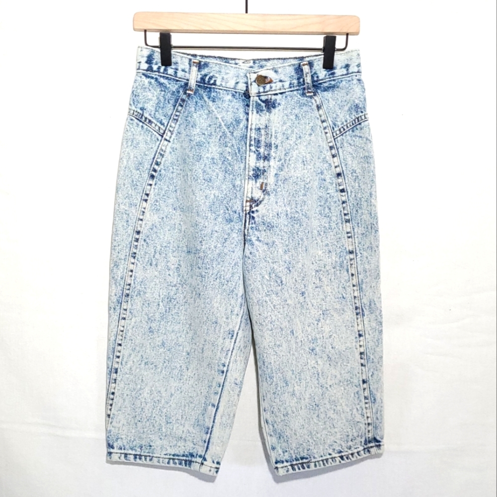 80’s Chic acid wash Bermuda length shorts, size 4